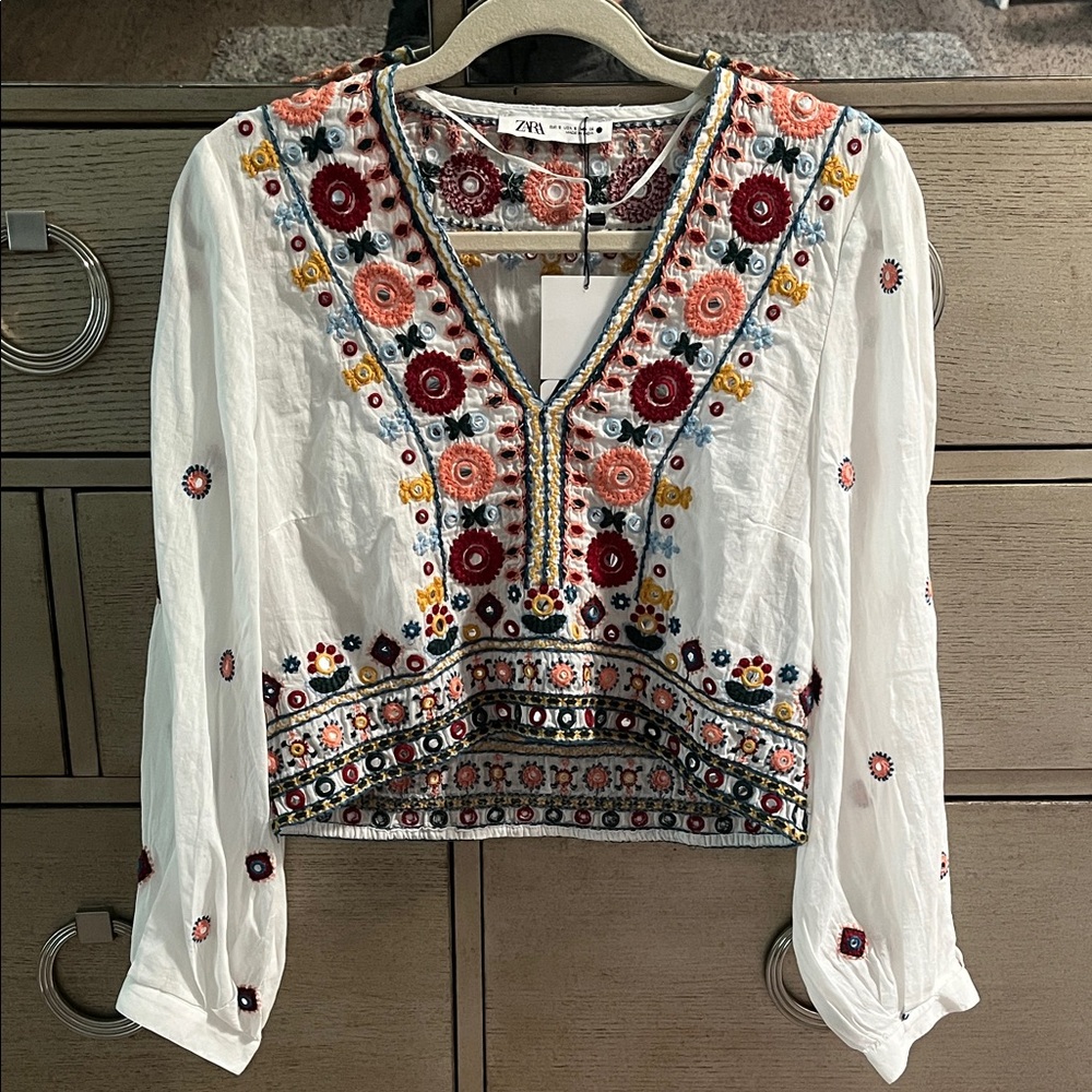 ZARA BOHO MULTICOLOR EMBROIDERED BLOUSE - NWT